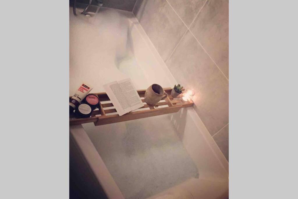 Artist Home - City Center - Bathtub - Terrasse - Full Appartment Rouen Kültér fotó